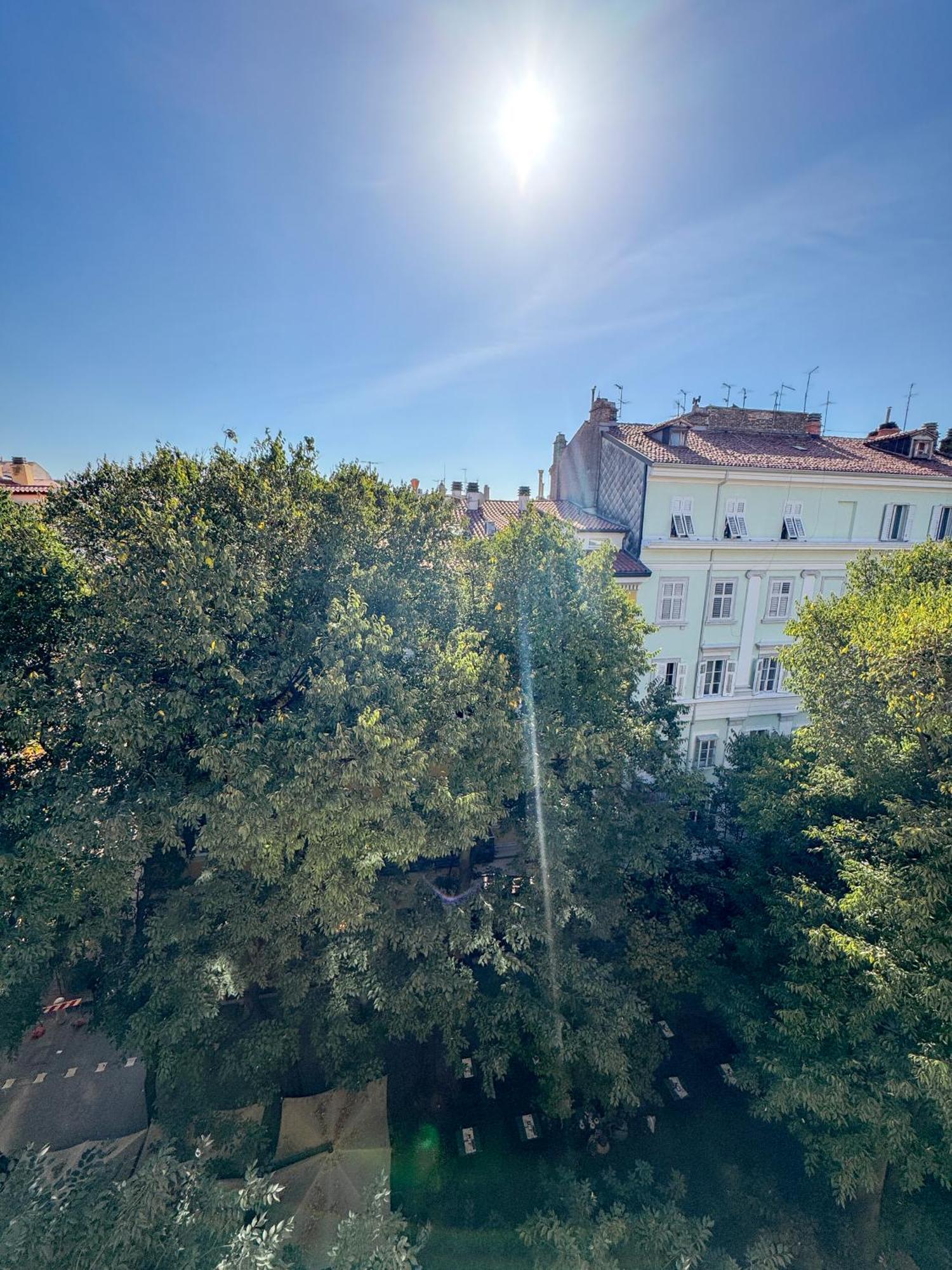 Trieste Boulevard Apartments Экстерьер фото