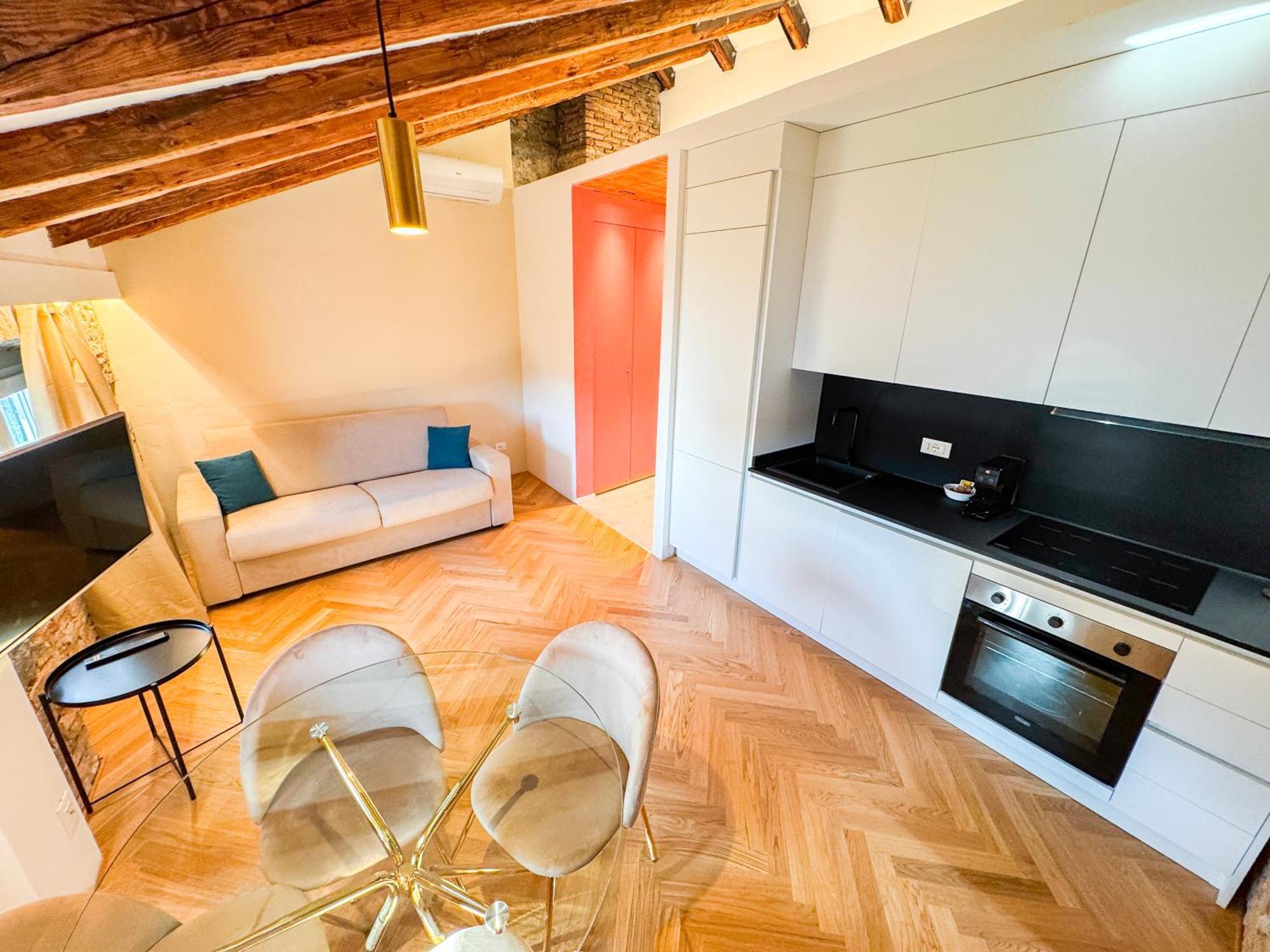 Trieste Boulevard Apartments Экстерьер фото